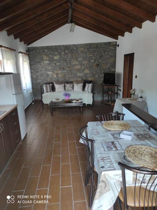 Villa Petroula Kontias Esterno foto