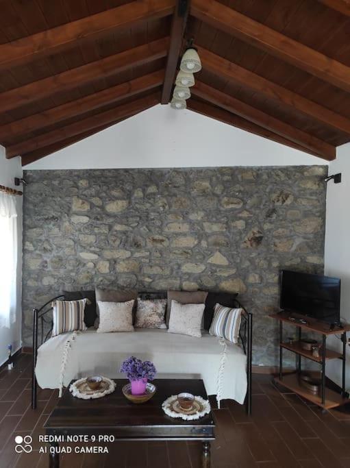 Villa Petroula Kontias Esterno foto